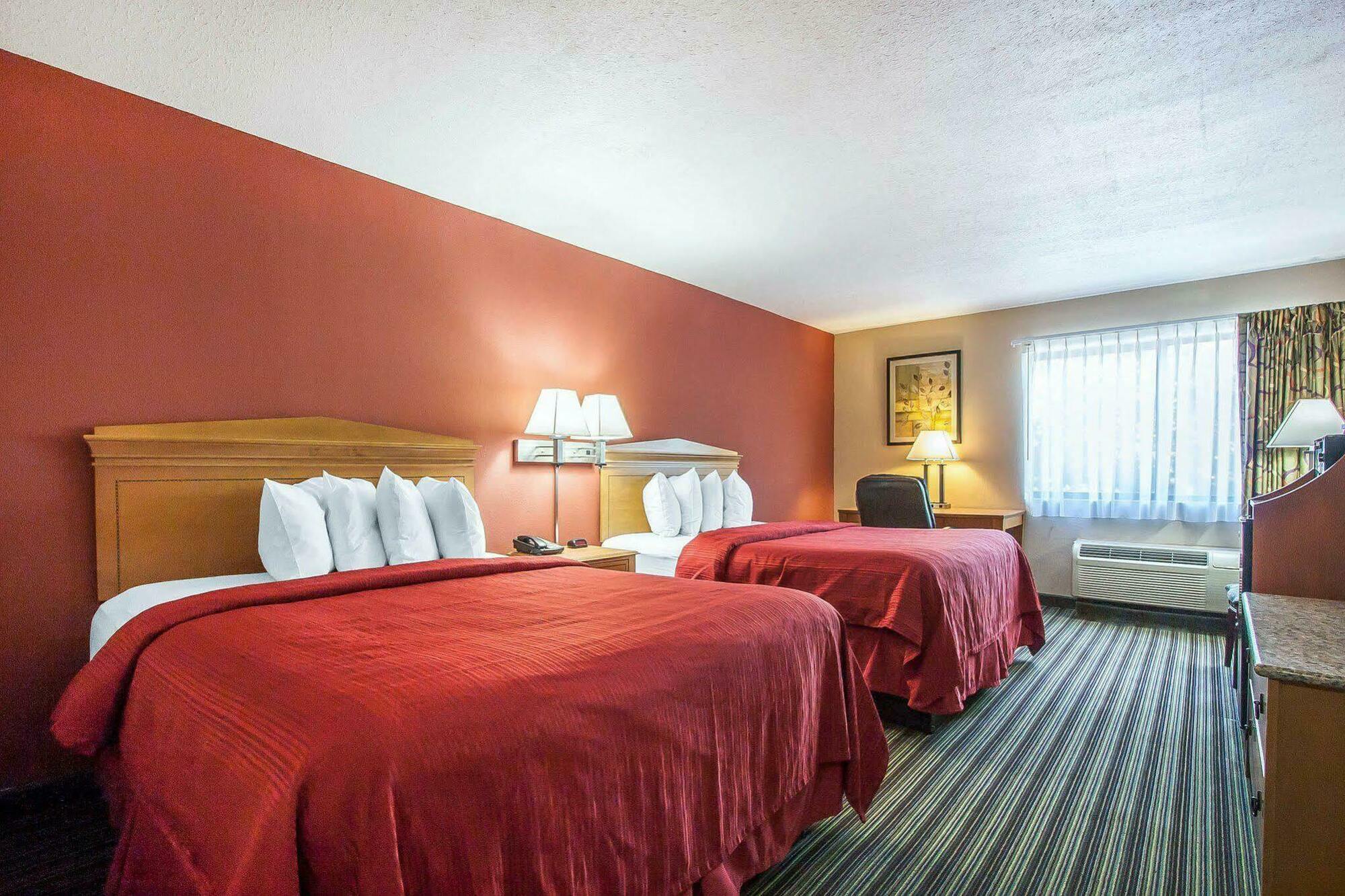 Quality Inn & Suites Centerville Экстерьер фото
